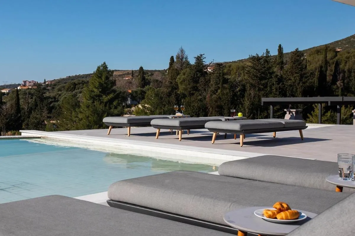 Ratzaklíon Exclusive Villa Petalouda